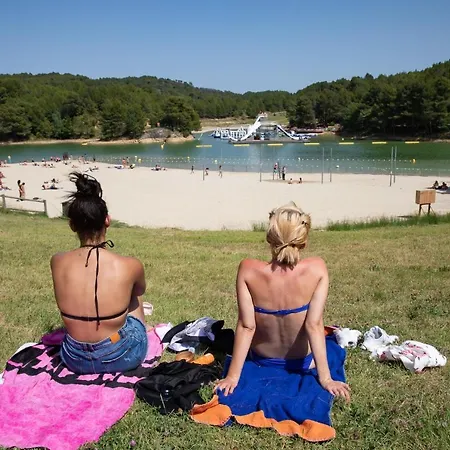 Confort ! Calme, Climatisation, Parking Gratuit, Grande Terrasse, Ascenseur, Wifi * カルカソンヌ