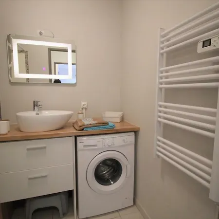 Confort ! Calme, Climatisation, Parking Gratuit, Grande Terrasse, Ascenseur, Wifi カルカソンヌ