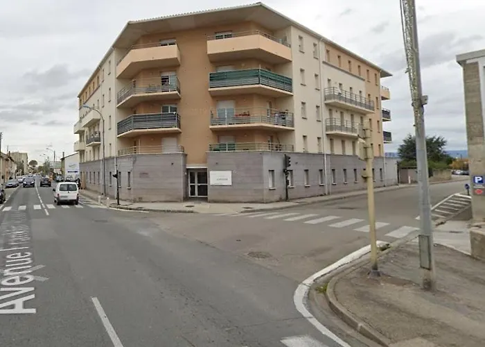 Confort ! Calme, Climatisation, Parking Gratuit, Grande Terrasse, Ascenseur, Wifi * Carcasona