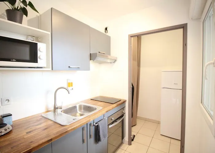 Daire Confort ! Calme, Climatisation, Parking Gratuit, Grande Terrasse, Ascenseur, Wifi