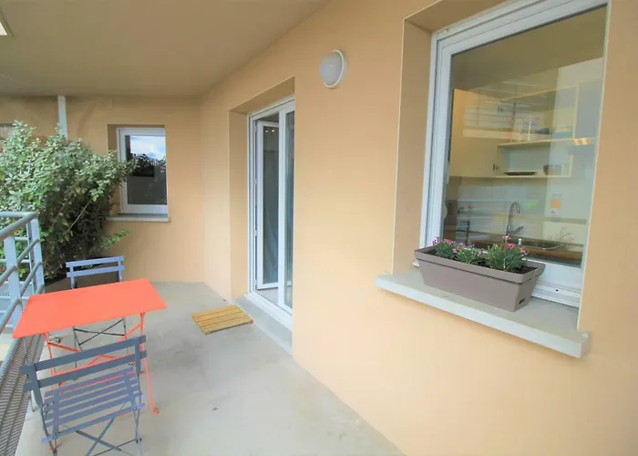 Confort ! Calme, Climatisation, Parking Gratuit, Grande Terrasse, Ascenseur, Wifi Daire Carcassonne