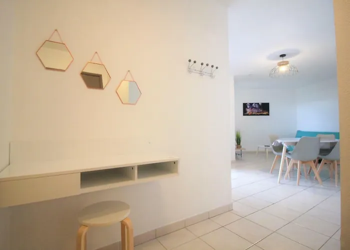 Apartamento Confort ! Calme, Climatisation, Parking Gratuit, Grande Terrasse, Ascenseur, Wifi